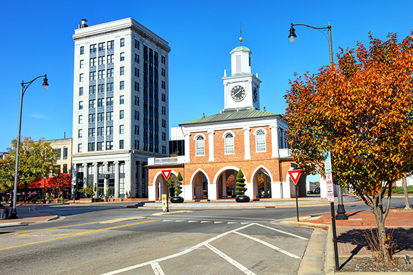 America’s Hometown: The Top 5 Reasons to Live in Fayetteville, NC